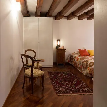 Calle Del Forno Apartment *